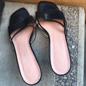 Black Ann Taylor sandal with small heel